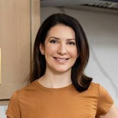 Claire Morgan, Kitchen Appliance Editor at GadgetRoost